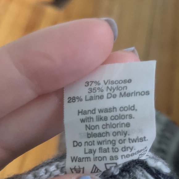 3/$30 JCrew Winter Sweater - Picture 6 of 6